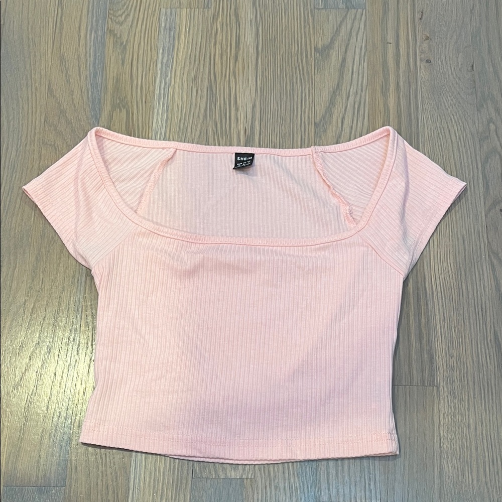 SHEIN Light Pink Ribbed Crop Top